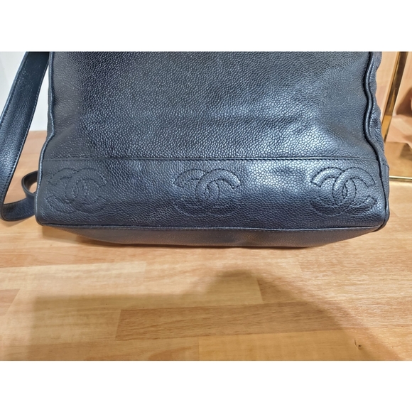 CHANEL Caviar CC Shoulder Bag Black - Picture 11 of 13